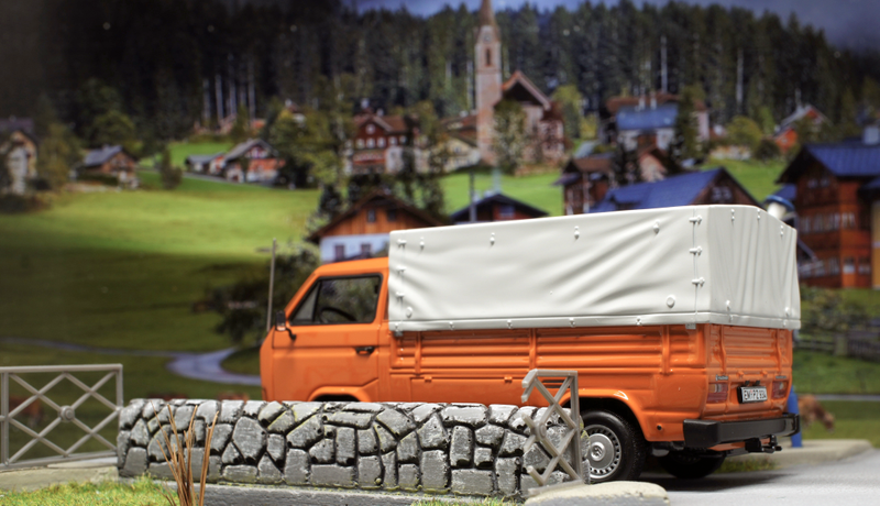 Illustration for article titled Truckin' Teutonic Tuesday: Der dritten Transporter!